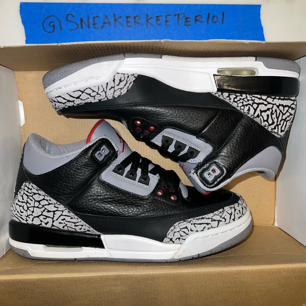 Mint condition jordan 3 cement og rare dead stock mint condition 2011 size 6.5
